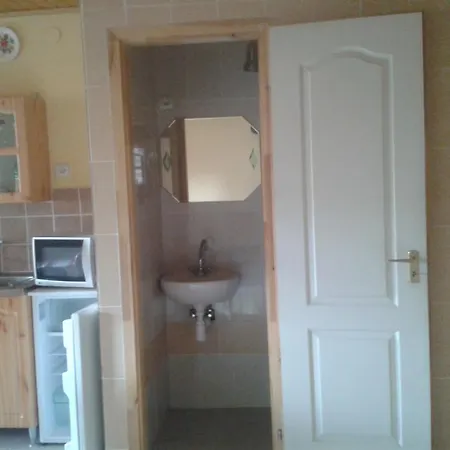 Guest house Toldi Vendeghaz